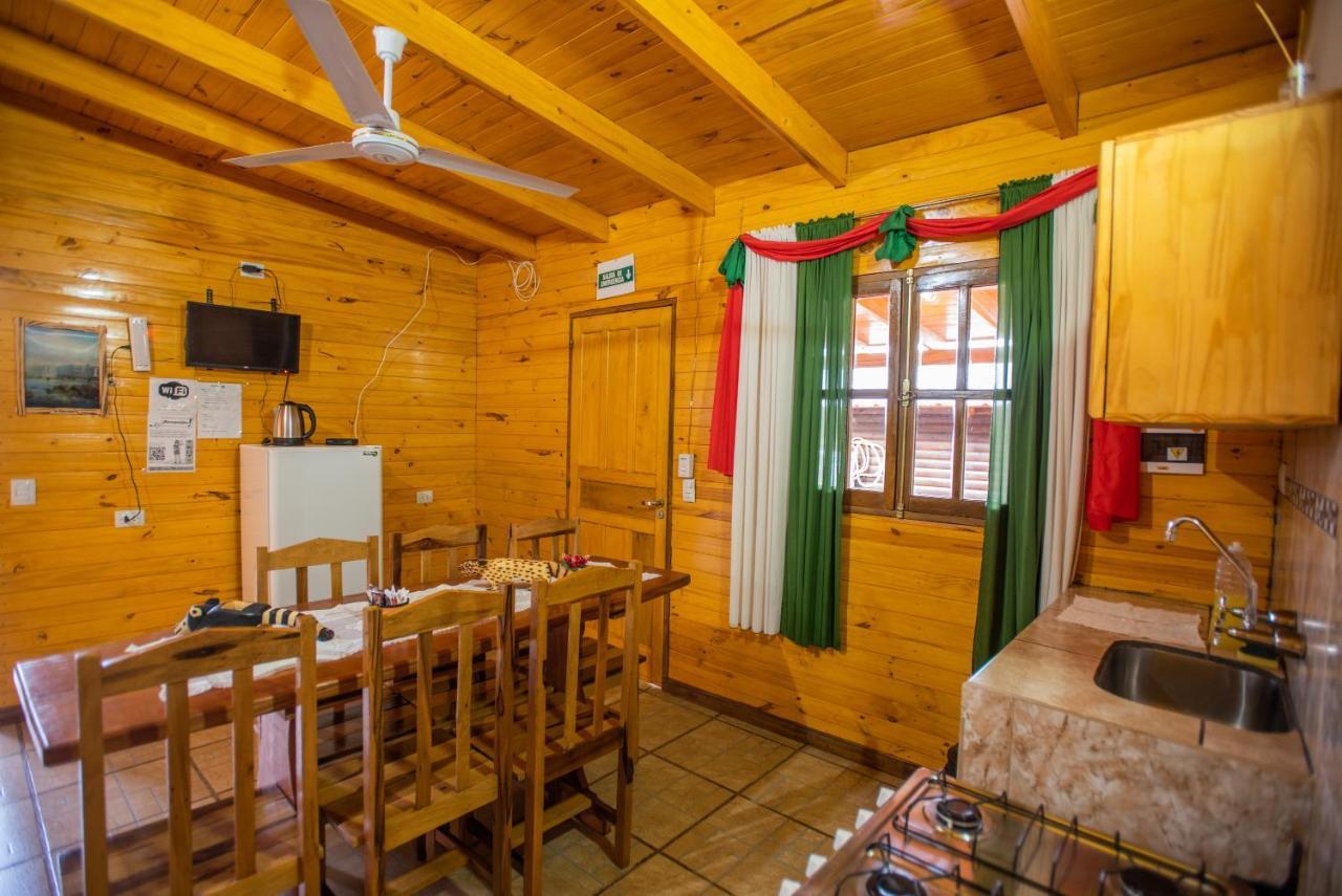 Cabanas La Quinta Пуэрто-Игуасу Экстерьер фото